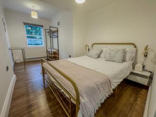 Stratford House - 2