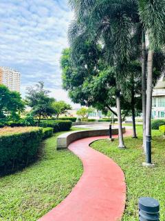 Relaxing Staycation at The Beacon Makati - Manille - 3