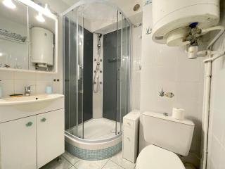 T2 avec loggia vitrée, terrasse, parking à Sète - FR-1-338-589 - Sète - 6