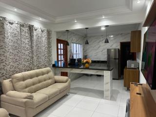 Casa com Piscina em Mongaguá - Mongaguá - 0