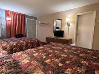Pamola Motor Lodge - Millinocket - 3