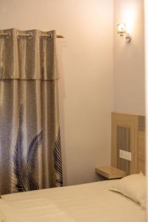Galaxy Guest House - Siddharthanagar - 9