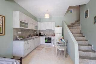 Paris Ηοuse at Ratzakli - 0