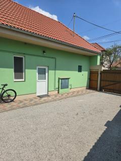 Green House - Kolárovo - 8