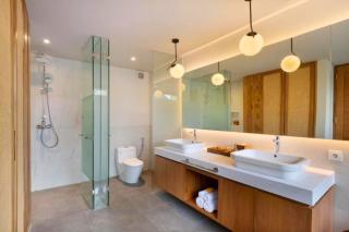 Tetragona 1 BR Private Pool Villa & Bathtub ZN66 - Canggu - 1