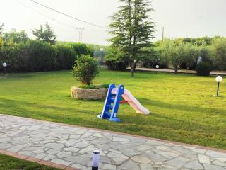 Blue Scent Villa - Private Magnificent Garden Escape - Nea Potidaea - 4