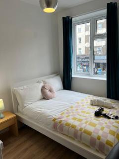Lovely 4 Bedroom Spacious House in Camden Town-Central London - Londra - 2