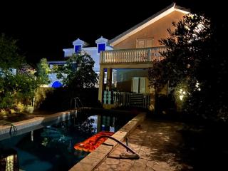 Family apartment with pool close to sea - Pirovac - 7