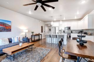 Mayflower Lakeside 1121-103 by Moose Management - 1