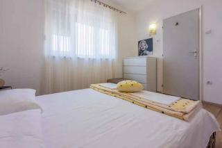 Apartment in Crikvenica 5542 - Crikvenica - 2