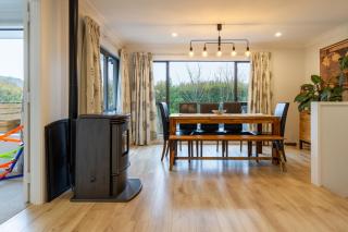 Modern Comforts in Hoon Hay - Christchurch - 8