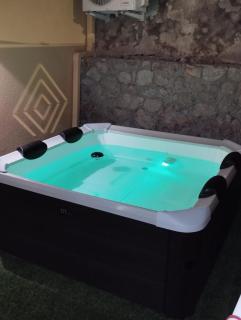 BURMARIA APARTMENT and ROOM with garden and jacuzzi - 6