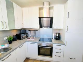 Ulmer Penthouse für 7, Arbeitsplatz, XXL-Dachterrasse, Grill, Wii - Ulm - 3