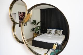 Modern apartment in the old city center - 7