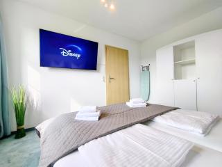 Seeblickapartment für bis zu 12, Nürnberg & Schwabach in 30-35 Minuten zu erreichen, Sauna, Arbeitsplatz, Dachterrasse & Grill - Spalt - 4
