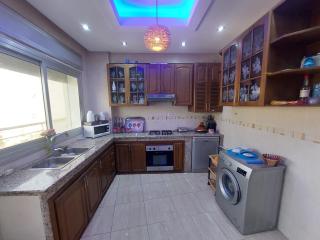 Bel appartement front mer Tanger - Tangier - 9