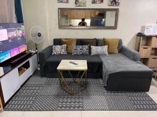 MaRoy Suites at Asteria Residences (Near NAIA with free Parking+Fiber Internet) - 1