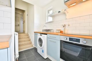 Beautiful Spacious 2 Bedroom Flat with All Amenities - Cardiff - 1