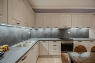 Dionysis Elegant Cozy Apartment - 7