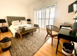 Dolphin Beach Summer Place - 5