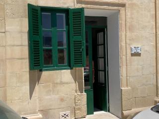 Stylish Typical Maltese Getaway close to the sea - Sliema - 5