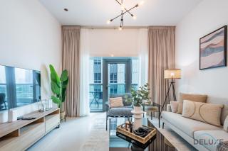 Sophisticated 1BR Apartment in Marina Pinnacle, Dubai Marina by Deluxe Holiday Homes - Dubai - 2