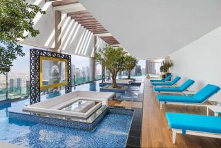 64th Floor Highest Downtown Infinity Pool Burj Khalifa View - Dubai - 5
