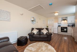 Ground floor apartment in Langley Park - 0