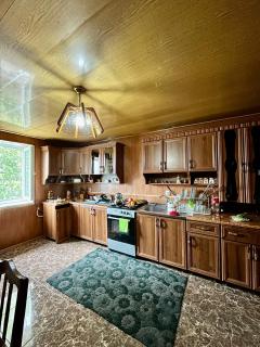 Nino's Guest House - - 7