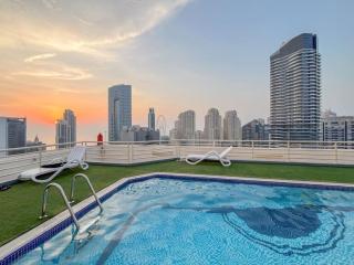 Gorgeous 2BR with Pool w Dubai Wheel View - Dubai - 0