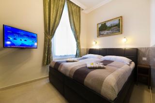 Apartment Karla Capka Street - 8