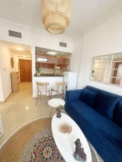Lavish Bohemian 1 BR in Marina with Rooftop Pool - Dubái - 3