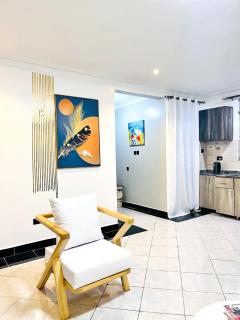 Apartment Unit - White Lilly - 4