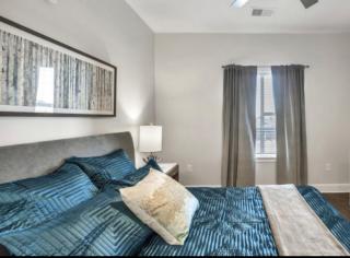 Spacious Ville With Great Amenities Free Garage Parking - Nashville - 1