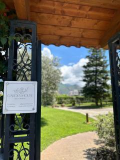 Garden House B&B - Striano - 0