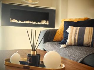 Mary's Apartment, Athens Zografou - 1