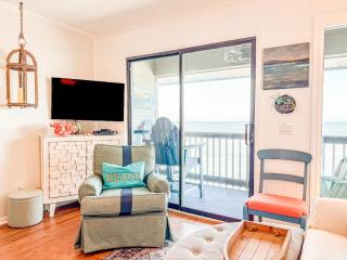 The Blue Pearl Oceanfront Modern at Sea Cabin w Pool - Myrtle Beach - 4