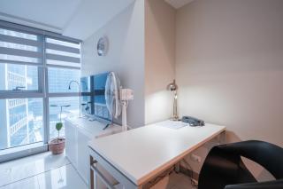 Uptown BGC Luxury 1br Suite with Fast Wifi - Manila - 8