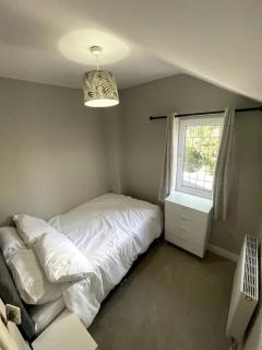 Cooper stay - perfect for contractors - Grimsby - 4