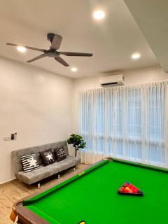 Ktn 3storey 25pax6bedr 8bathr June luxury house - Kuantan - 2