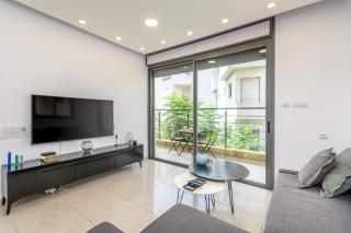 Very nice 1 BDR apartment 2 min from the beach ! - 2