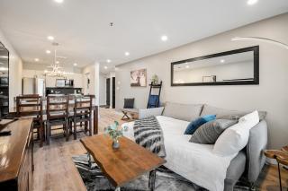 Ski In & Out, Heart of Upper Village, Pool & Hot Tub - Whistler - 1