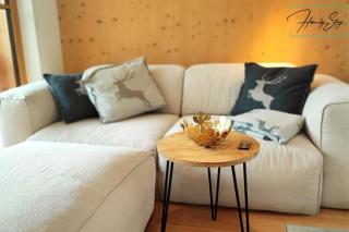 Homely Stay AlpenPanorama-Chalet mit eigener Sauna, Kamin und Bergblick - 2