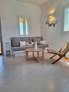 Elia House - 4