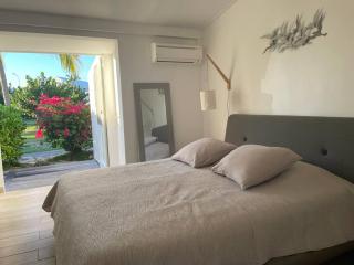 Côté Mer Wonderfull 2 bedrooms beachfront Nettle bay Beach Club - Saint Martin - 2