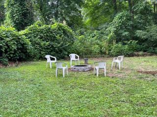 3BR, 2BA and Office Fire Pit,Mins 2 UConn & Lake - Coventry - 4
