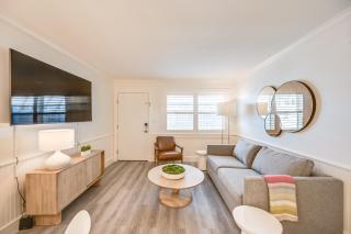 Updated Dtwn Naples Condo Across From Beach! - Naples - 6