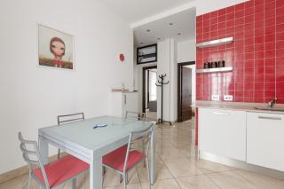 M4 Argonne Balcony Apartment - Milan - 8