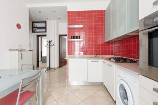 M4 Argonne Balcony Apartment - Milan - 6