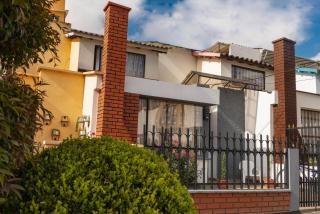 Un oasis de tranquilidad Casa Con Parqueadero Gratis Pet Friendly y Chimenea - 4